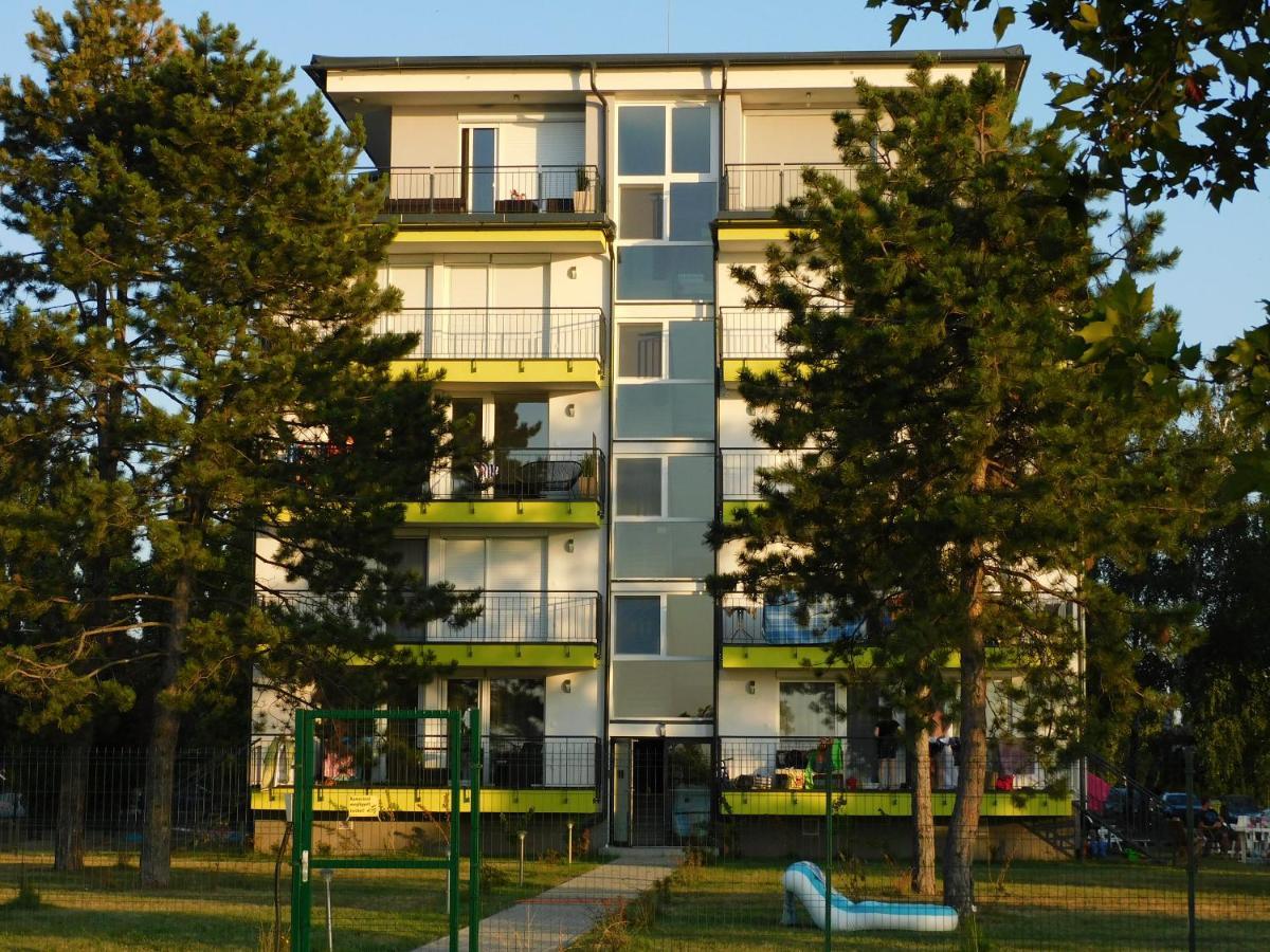 Appartement Katamaran à Siófok Extérieur photo
